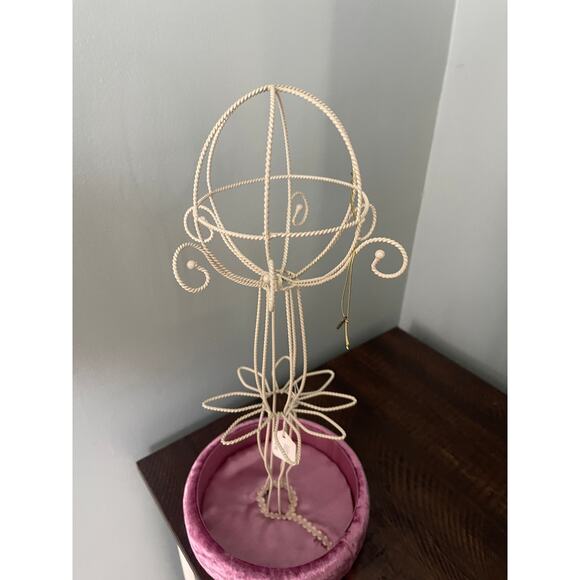Victorian Shabby Chic Purple Velvet Jewelry Holder w/ Floppy Hat - Picture 6 of 6